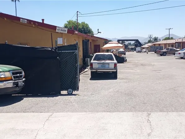 765 E 9th St, San Bernardino, CA 92410