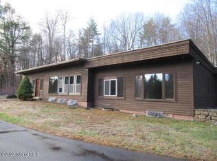 55 Middle Grove Rd, Greenfield Center, NY 12833