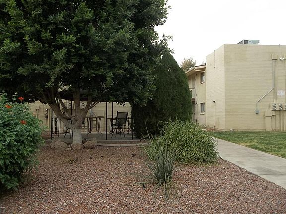 3rd image of 720 N 82nd St APT E206