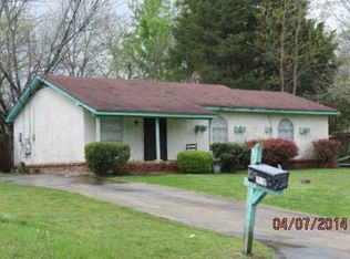 2004 1/2 S Hackley St, Muncie, IN 47302