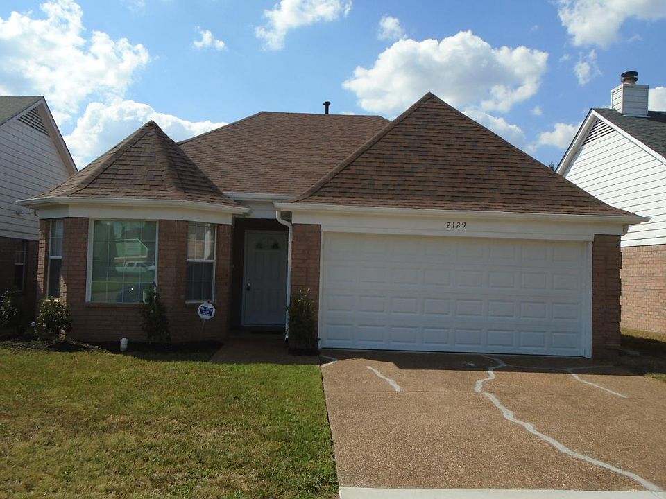 1st image of 2129 Oak Springs Dr