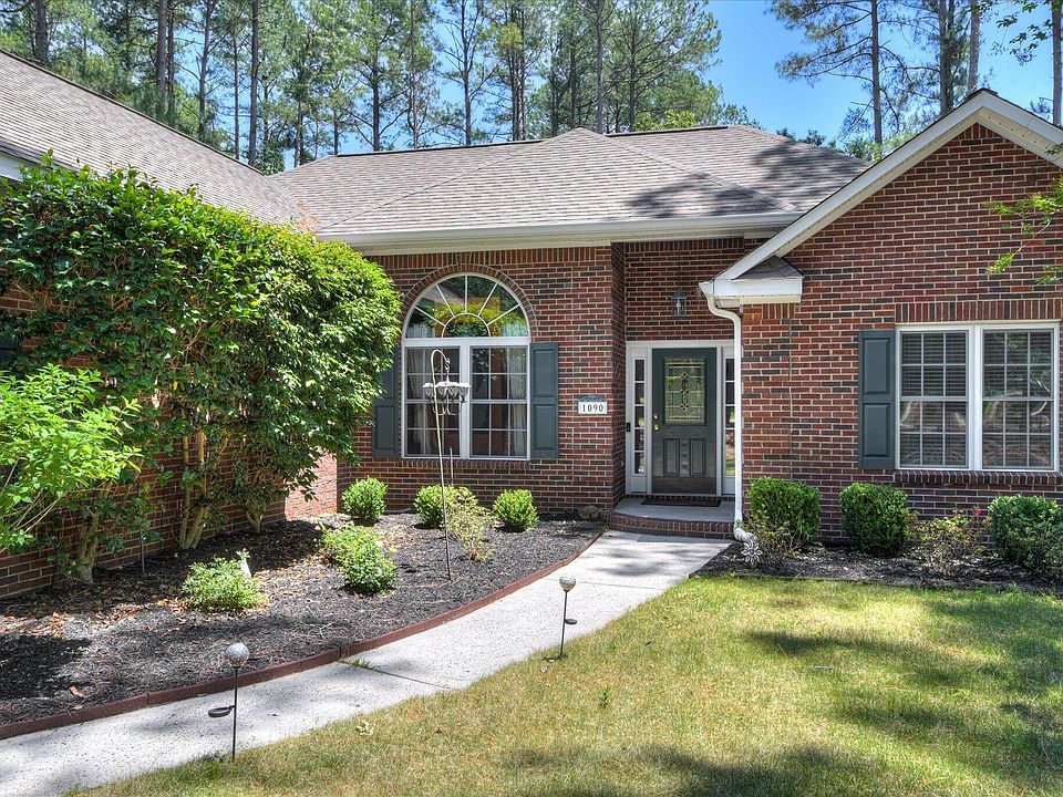 1st image of 1090 Brightwood Dr