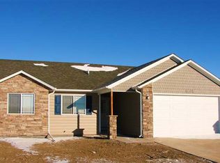 6921 Snowy River Rd, Cheyenne, WY 82001
