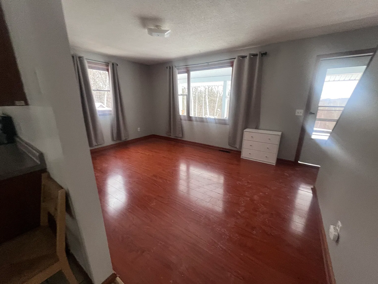 292B Ladieu Rd — Photo 2
