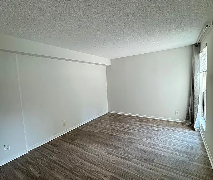 298 Jarvis St #307 — Photo 3