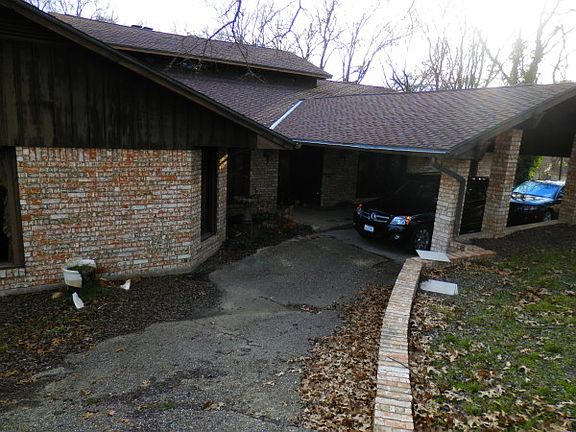 3rd image of 4509 Arrowhead Dr