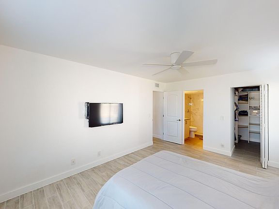 5th image of 1106 Green Pine Blvd APT H2