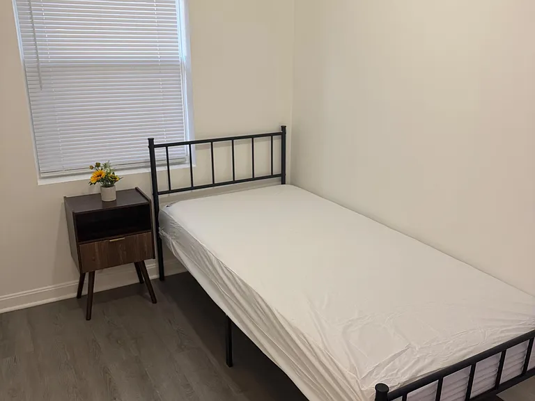 Twin XL in bedroom