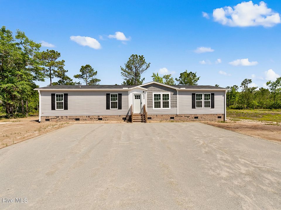 1st image of 6812 Lewis Drive SE