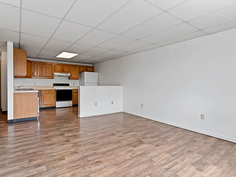 270 W 2nd St #270 — Photo 12