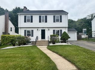 251 May St, Worcester, MA 01602