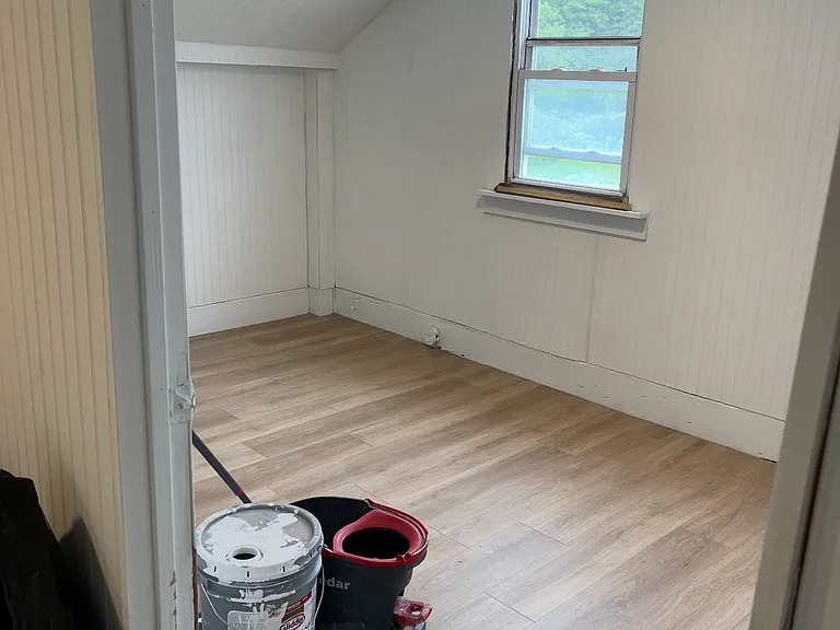 Upstairs bedroom right , small closet
new closet to be added