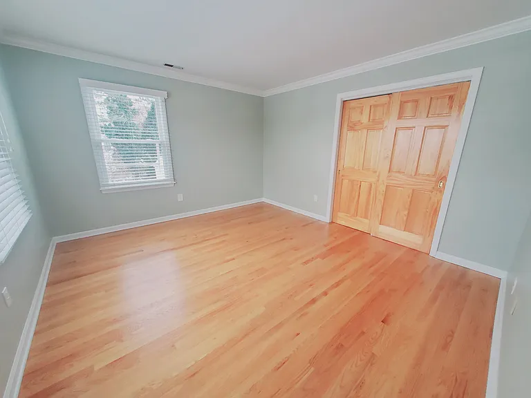 50 Oxford Ct #2 — Photo 6
