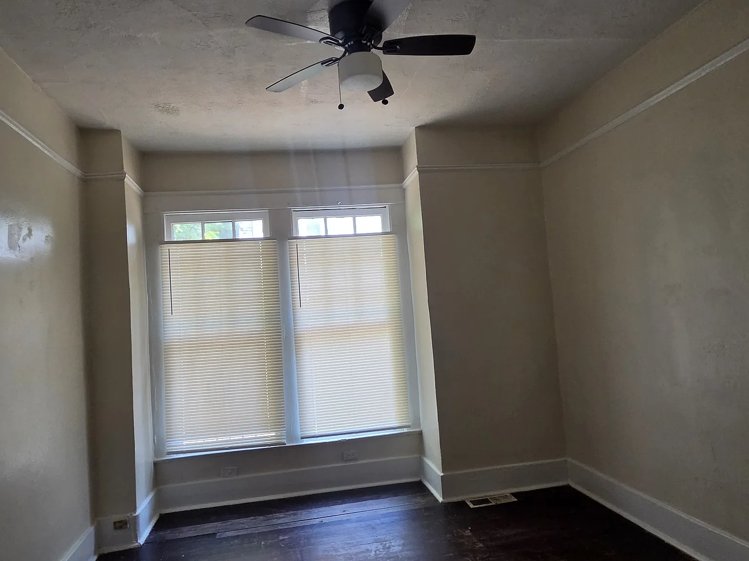 2222 Cumberland St — Photo 4
