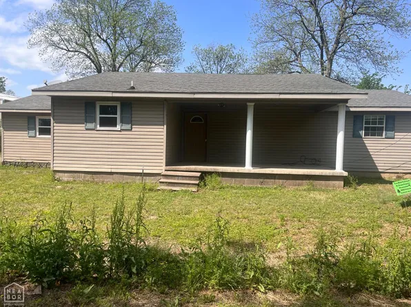 209 S 2nd St, Marmaduke, AR 72443