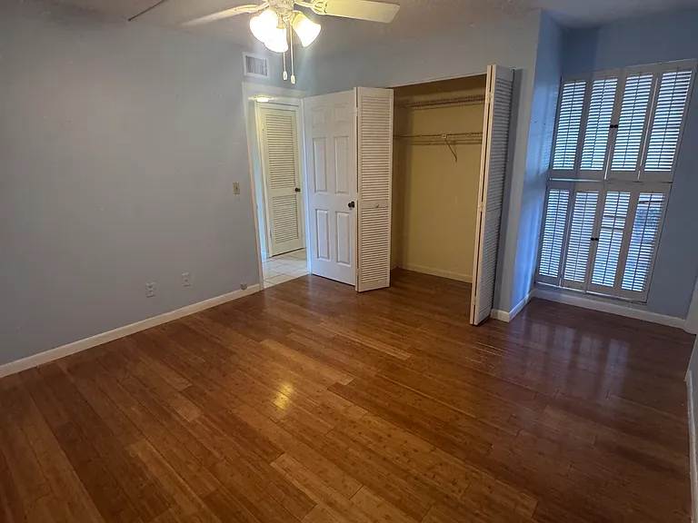4105 Lakewood Blvd — Photo 10