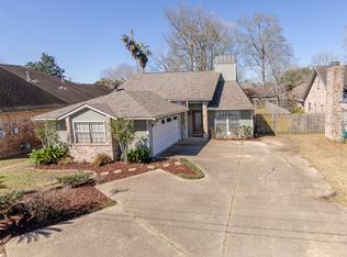 2824 Brentwood Dr, Baton Rouge, LA 70809