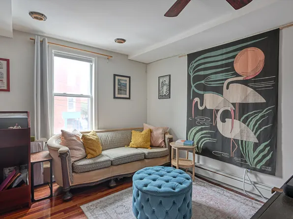 361 Van Brunt Street image 16 of 23