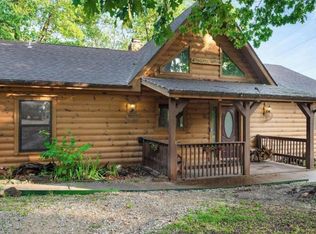 215 Freund Dr, Ridgedale, MO 65739