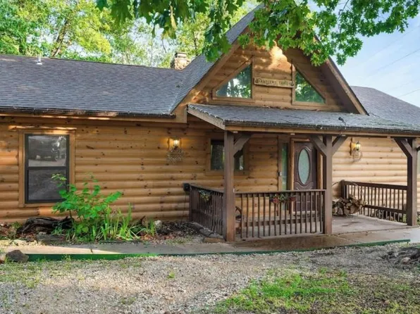 215 Freund Dr, Ridgedale, MO 65739