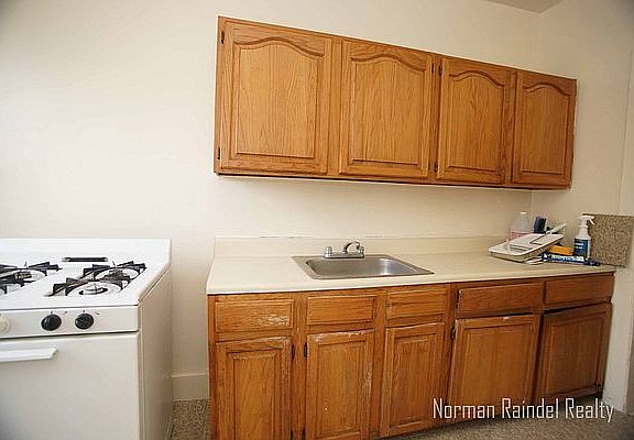 3rd image of 505 Rockaway Pkwy #F2