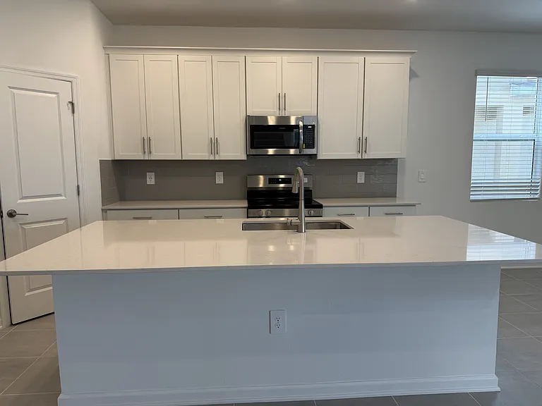 5599 Fiona Ln — Photo 5