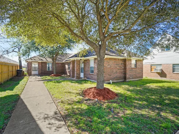 4636 Mayflower St APT B, Houston, TX 77033