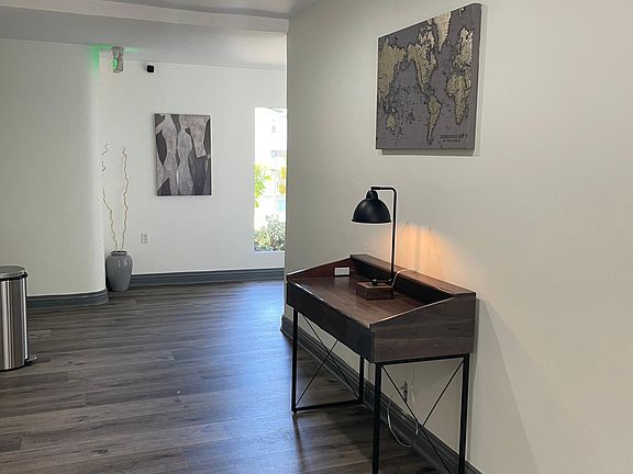2nd image of 8620 Holloway Dr #2v0rxb25h