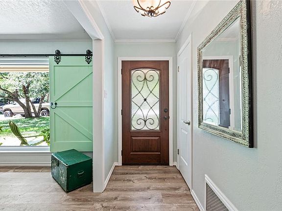 3rd image of 7620 Hidden Hollow Dr