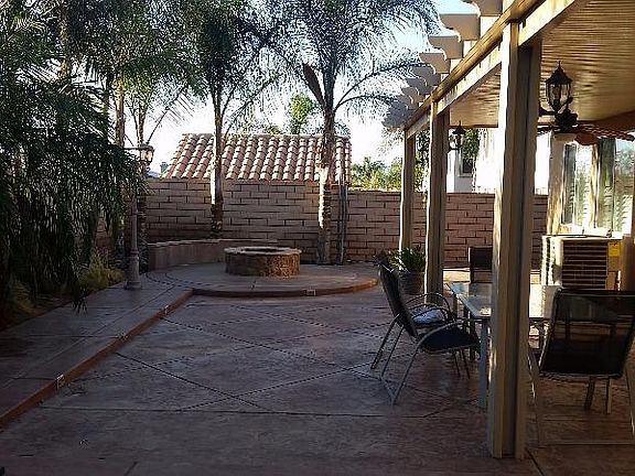 4th image of 2324 Chateaux Way