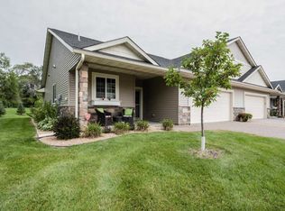 420 Aqua Cir, Lino Lakes, MN 55014