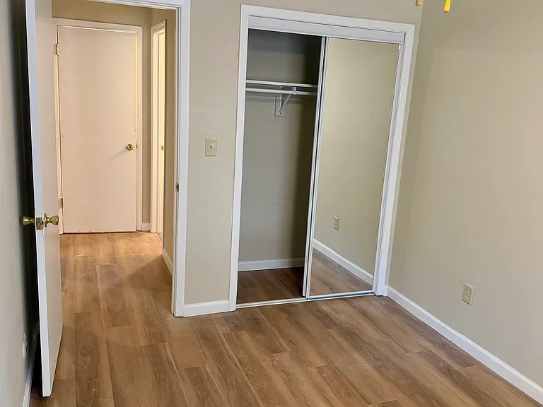 1901 S 1st St #9 — Photo 8
