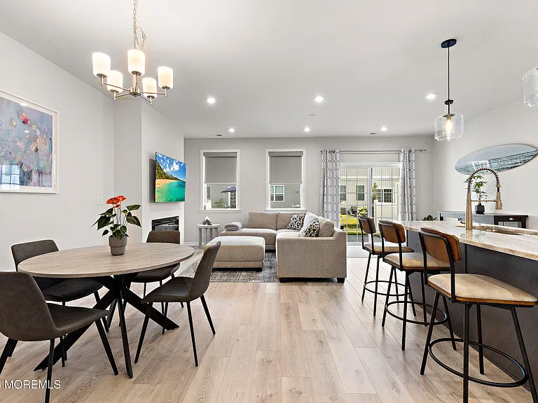 15 Laird Way — Photo 23