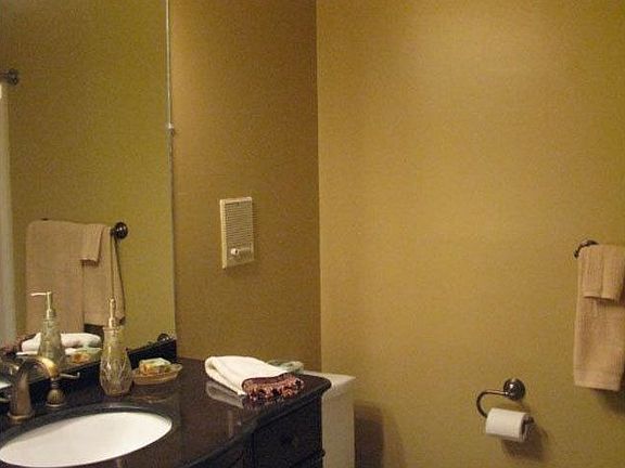 5th image of 1653 Mountain Circle Dr