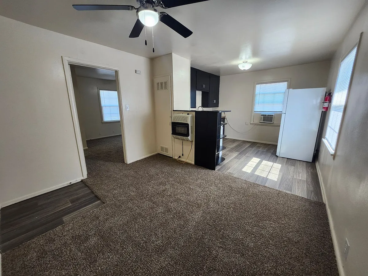 Building Photo - Gant Apartments