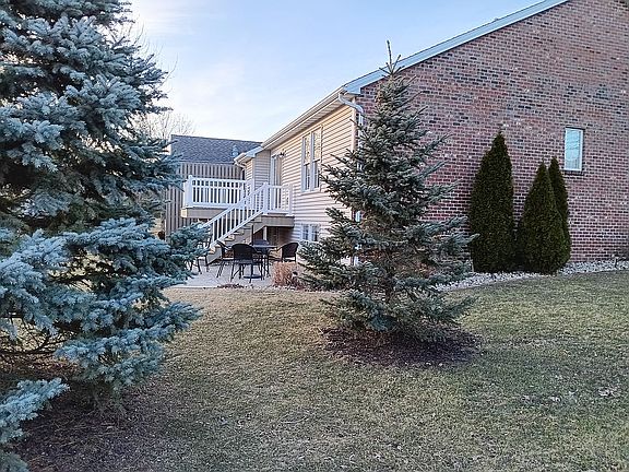 4th image of 1906 W Willow Crest Dr