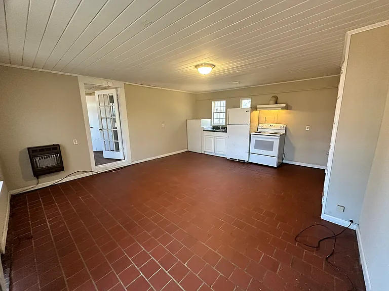725 Bloch St #2 — Photo 2