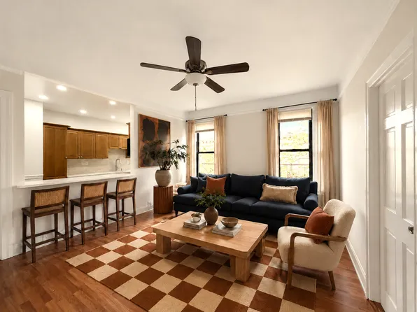 2060 Gates Avenue image 1 of 22