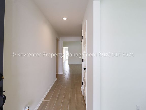 5th image of 11506 E 94th Pl N