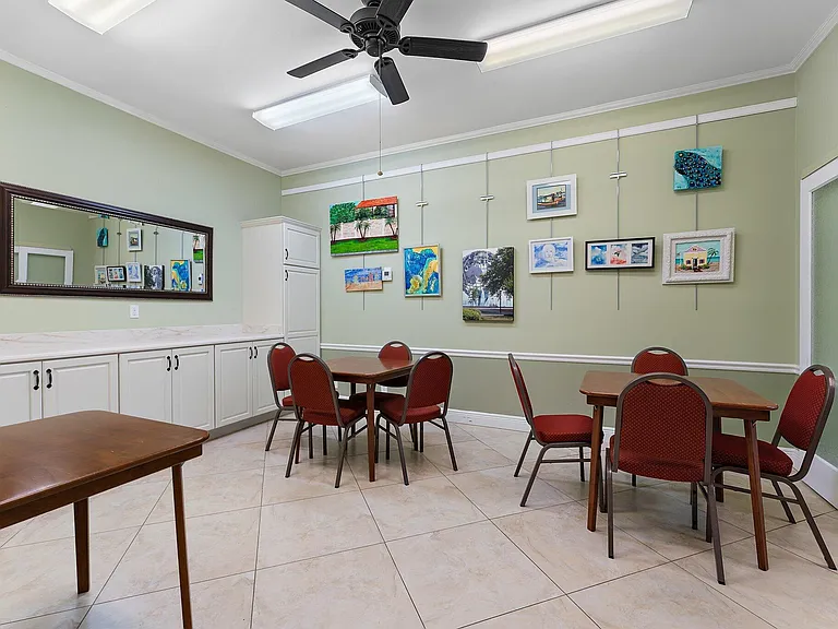 671 SW South River Dr #105 — Photo 37