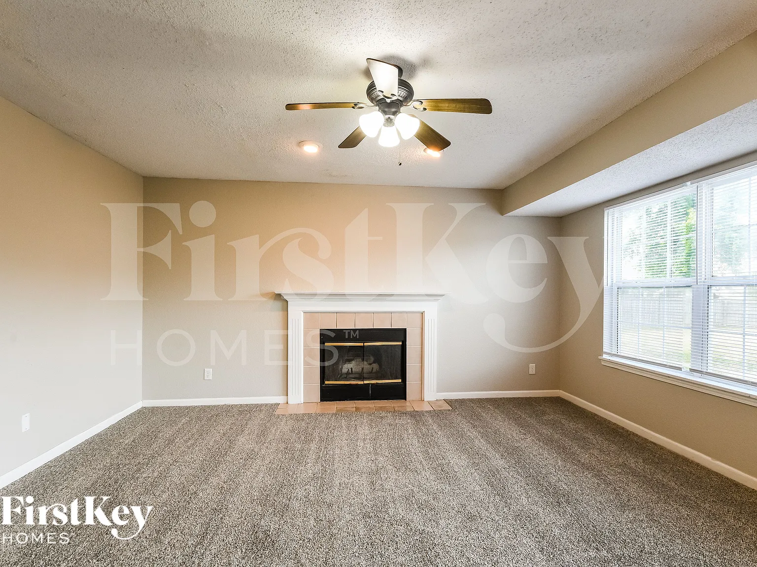 4 bed, 1.5 bath, 2180 sqft, $2,310 — Photo 4