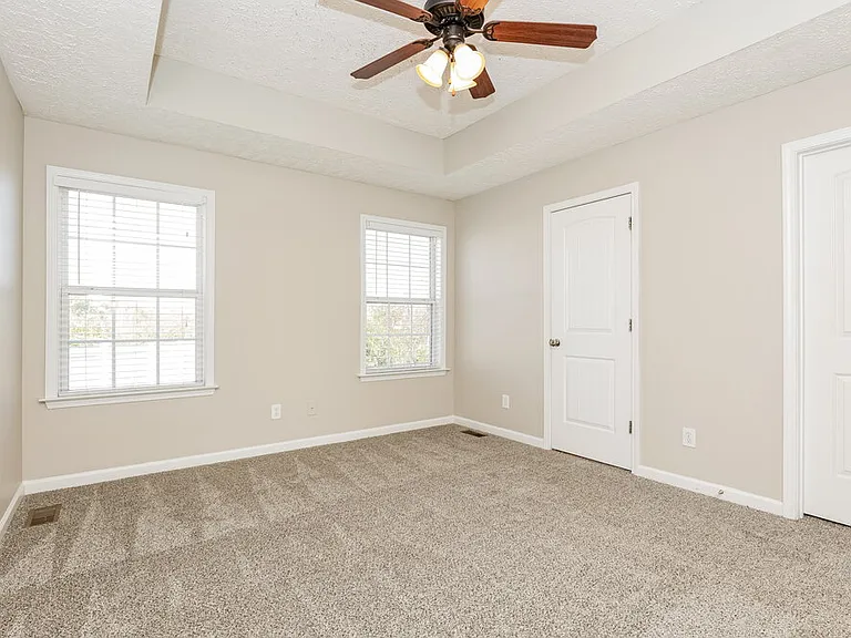 3128 Hardwood Dr — Photo 9