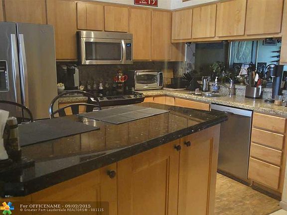 4th image of 2206 S Cypress Bend Dr APT 908
