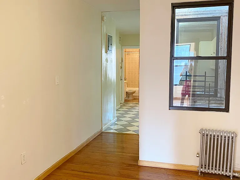 1584 York Ave #5 — Photo 10