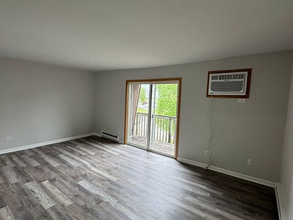 4th image of 4329 W Park Lane Dr APT 3C