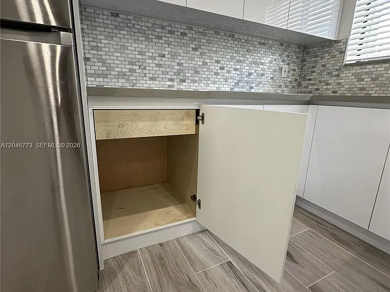 551 SW 57th Ave #2 — Photo 8