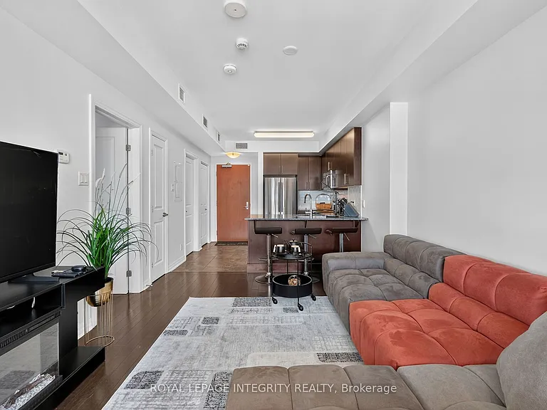 242 Rideau St #2505 — Photo 23