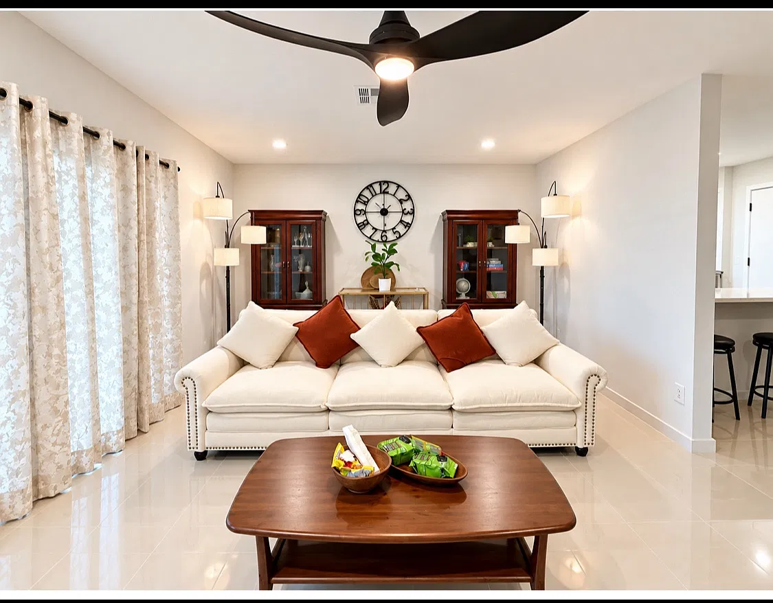 4 bed, 1336 sqft, $7,600 — Photo 3
