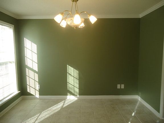 3rd image of 116 Orchard Hill Ct