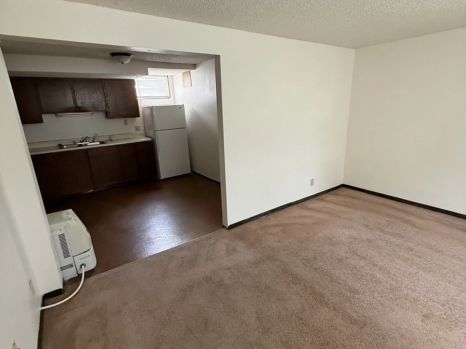 2 bed, $750 — Photo 3